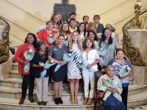 La FARMACÉUTICA MARIA FERNANDA ELIAS fue homenajeada por su labor solidaria, un orgullo para nuestra profesión.